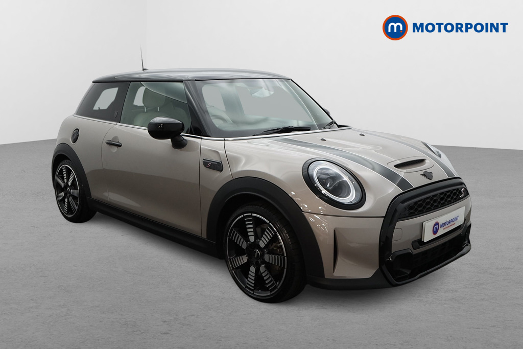 Mini Hatchback Cooper S Exclusive Manual Petrol Hatchback - Stock Number (1488188) - Drivers side front corner