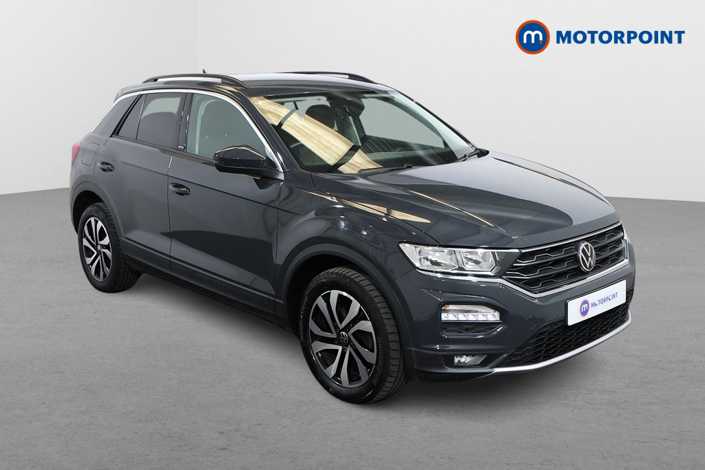 Volkswagen T-Roc Active Manual Petrol SUV - Stock Number (1488721) - Drivers side front corner