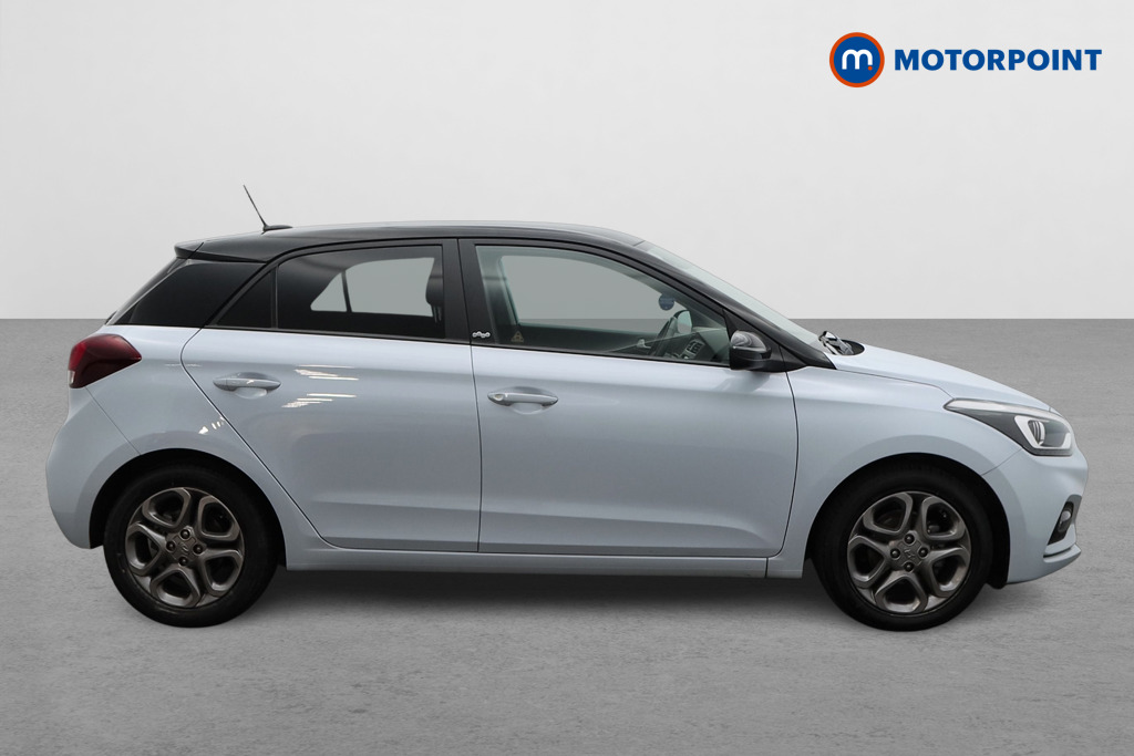 Hyundai I20 Play Manual Petrol Hatchback - Stock Number (1486760) - Drivers side