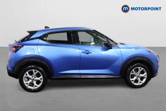 Nissan Juke N-Connecta Manual Petrol SUV - Stock Number (1483604) - Drivers side