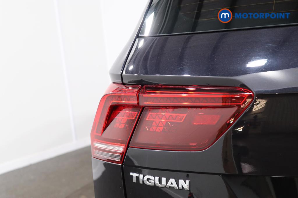 Volkswagen Tiguan R-Line Tech Automatic Diesel SUV - Stock Number (1488905) - 32nd supplementary image