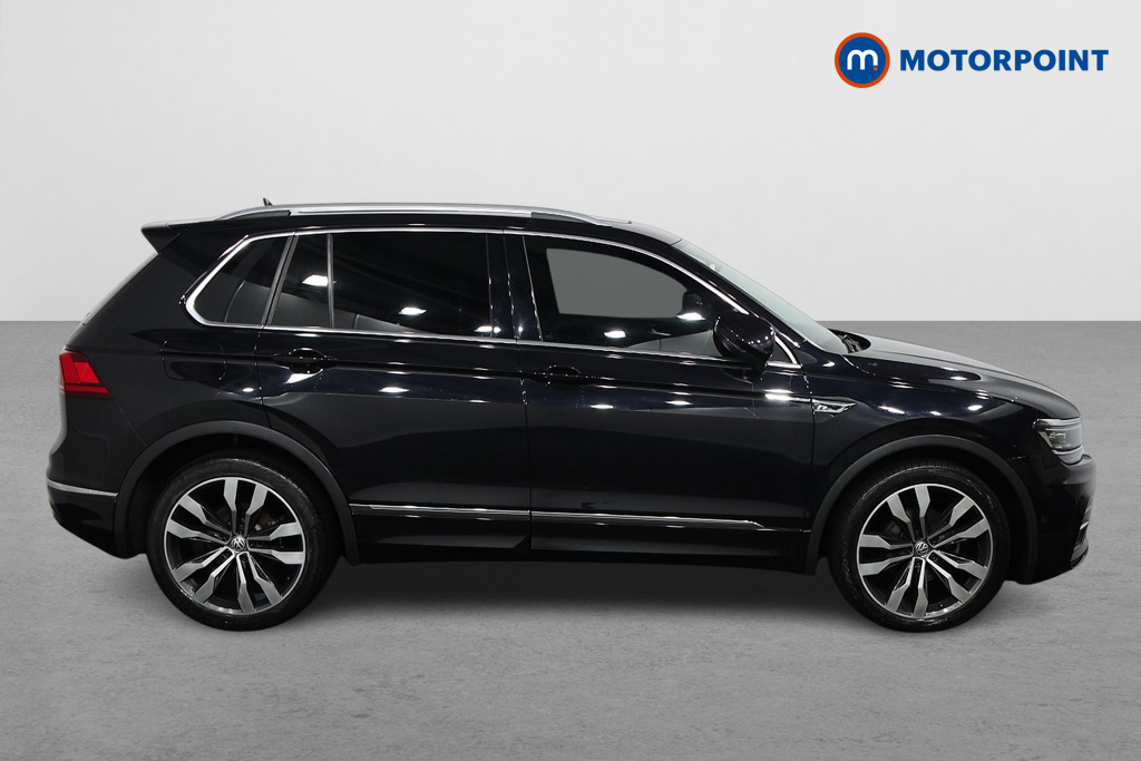 Volkswagen Tiguan R-Line Tech Automatic Diesel SUV - Stock Number (1488905) - Drivers side