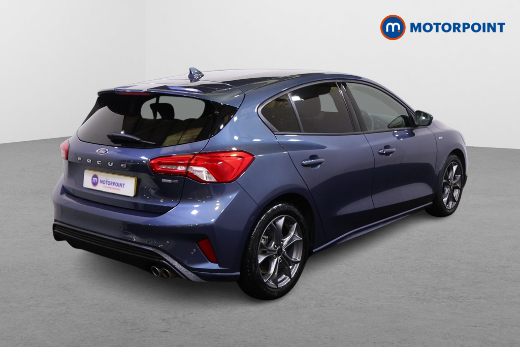 Ford Focus St-Line Edition Manual Petrol-Electric Hybrid Hatchback - Stock Number (1492587) - Drivers side rear corner