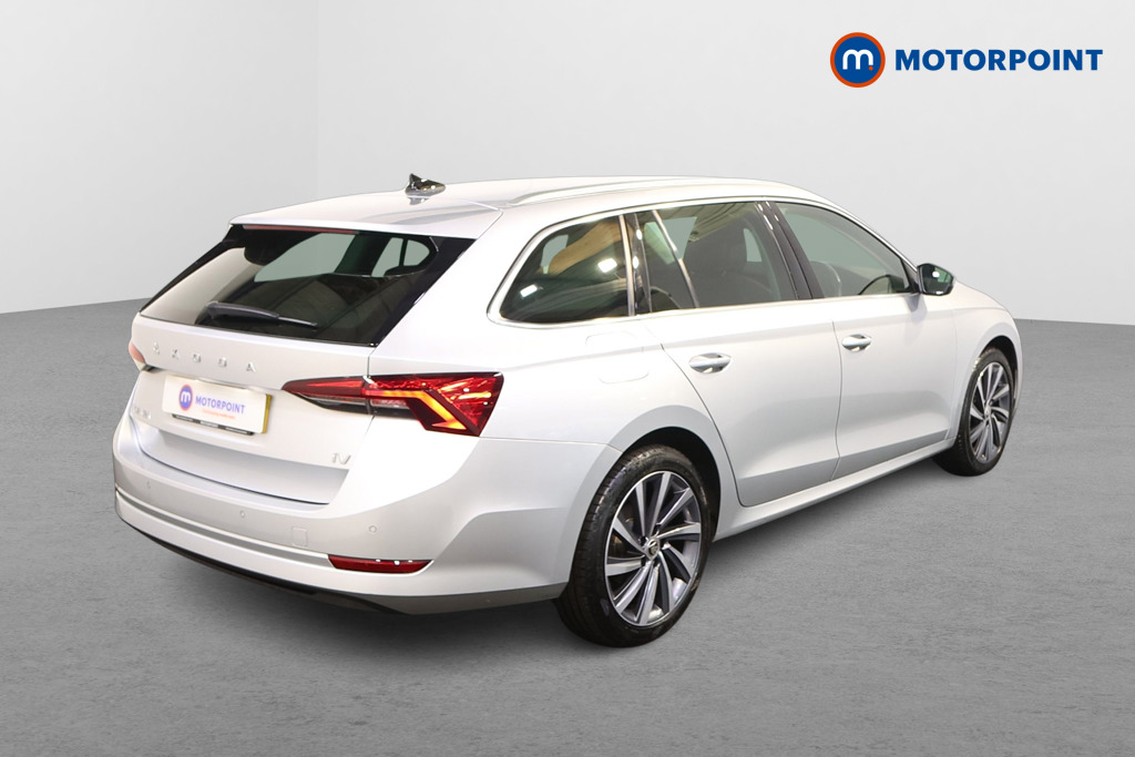 Skoda Octavia Se L Automatic Petrol Plug-In Hybrid Estate - Stock Number (1486210) - Drivers side rear corner