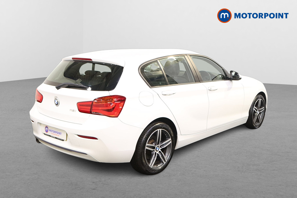 BMW 1 Series Sport Manual Petrol Hatchback - Stock Number (1488928) - Drivers side rear corner