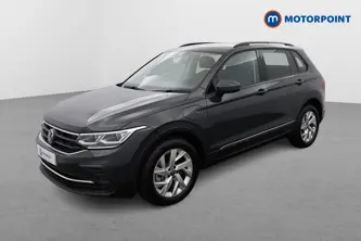 Volkswagen Tiguan Life Automatic Petrol Plug-In Hybrid SUV - Stock Number (1492128) - Passenger side front corner