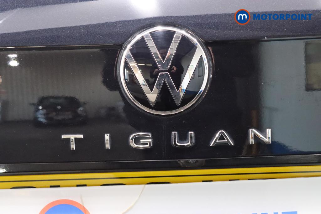 Volkswagen Tiguan Allspace Elegance Automatic Petrol SUV - Stock Number (1493109) - 32nd supplementary image