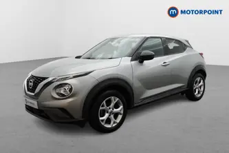 Nissan Juke N-Connecta Manual Petrol SUV - Stock Number (1488768) - Passenger side front corner