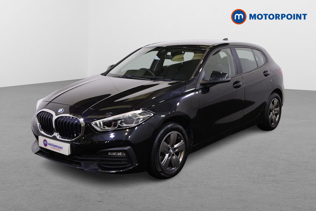 BMW 1 Series SE Manual Petrol Hatchback - Stock Number (1489132) - Passenger side front corner