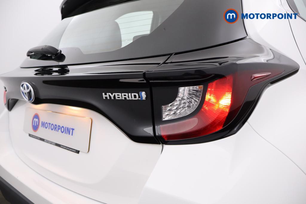 Toyota Yaris Icon Automatic Petrol-Electric Hybrid Hatchback - Stock Number (1493264) - 17th supplementary image