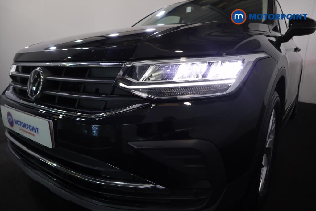 Volkswagen Tiguan Life Automatic Petrol SUV - Stock Number (1493483) - 25th supplementary image