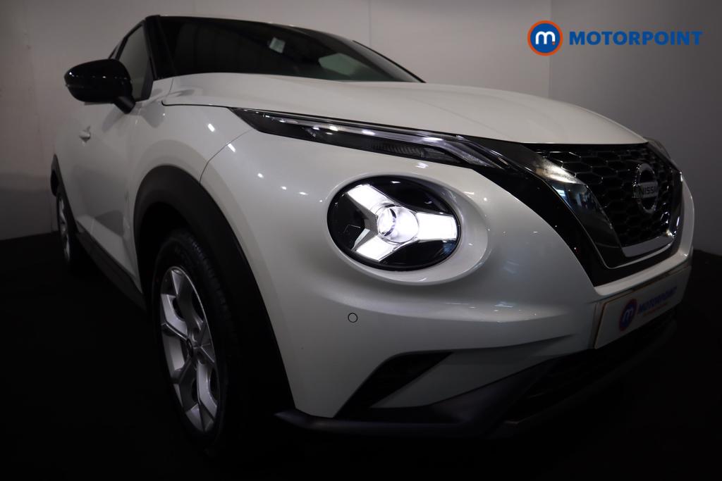 Nissan Juke N-Connecta Manual Petrol SUV - Stock Number (1485921) - 24th supplementary image