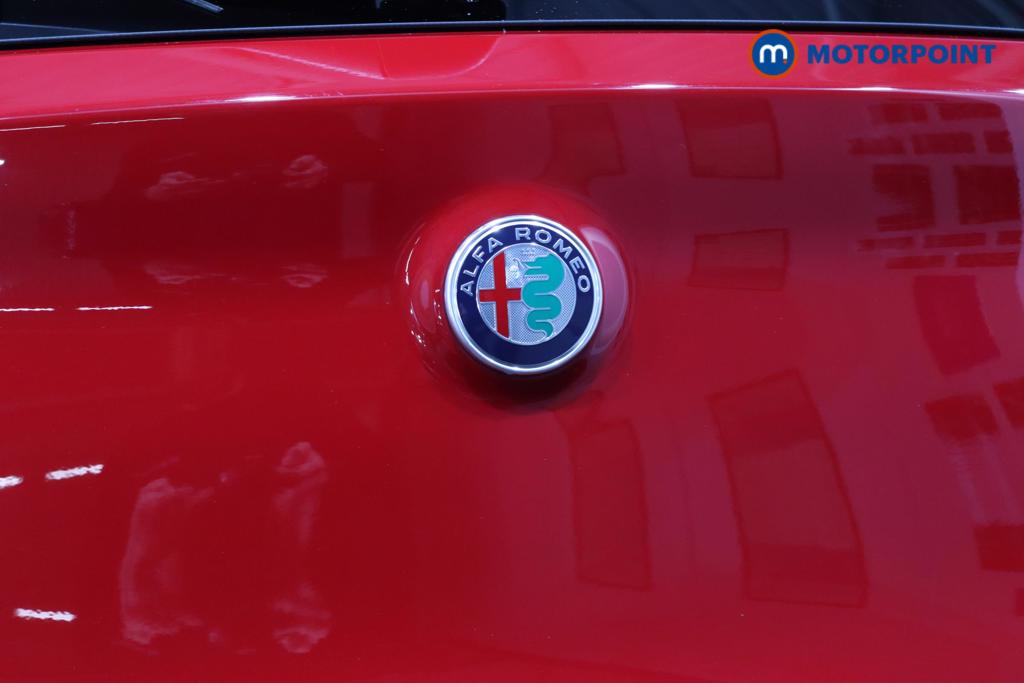 Alfa Romeo Stelvio Milano Automatic Petrol SUV - Stock Number (1486386) - 27th supplementary image