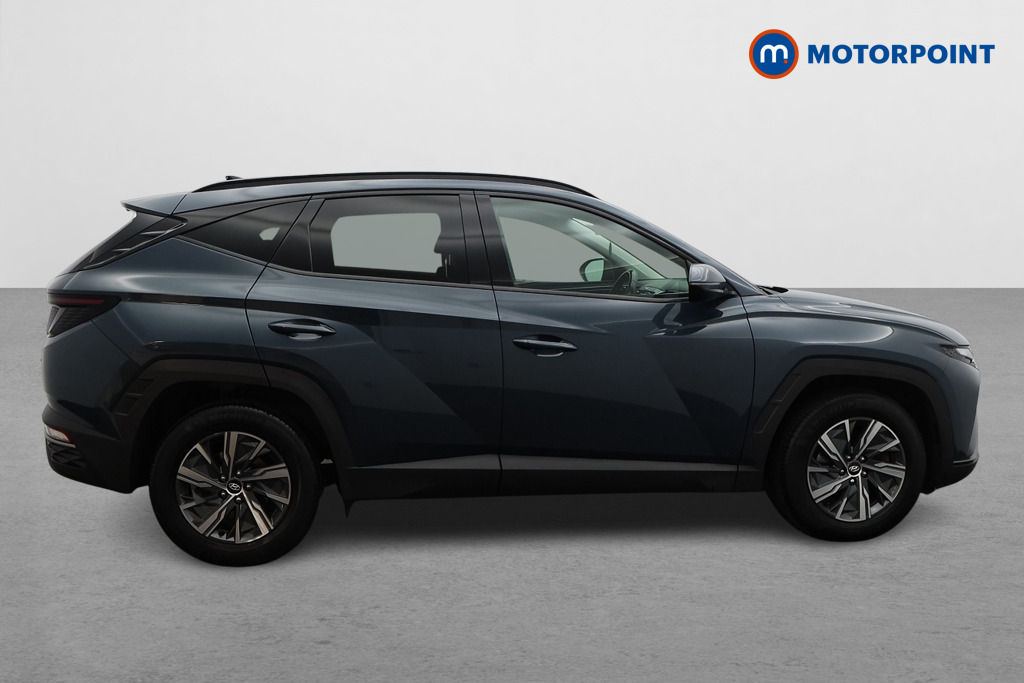 Hyundai Tucson Se Connect Manual Petrol SUV - Stock Number (1492174) - Drivers side