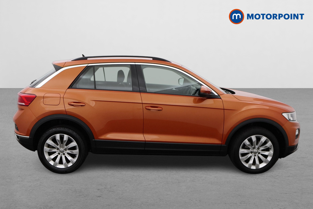 Volkswagen T-Roc SE Manual Petrol SUV - Stock Number (1484436) - Drivers side