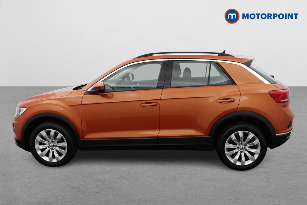 Volkswagen T-Roc SE Manual Petrol SUV - Stock Number (1484436) - Passenger side