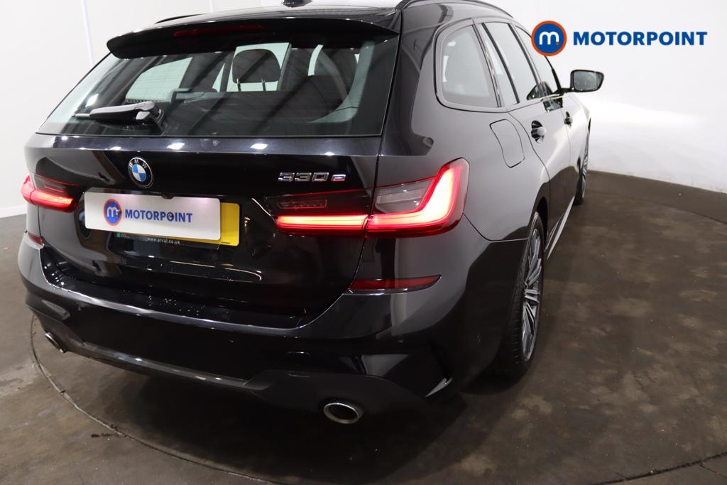 BMW 3 Series M Sport Automatic Petrol Plug-In Hybrid Estate - Stock Number (1489968) - 31st supplementary image