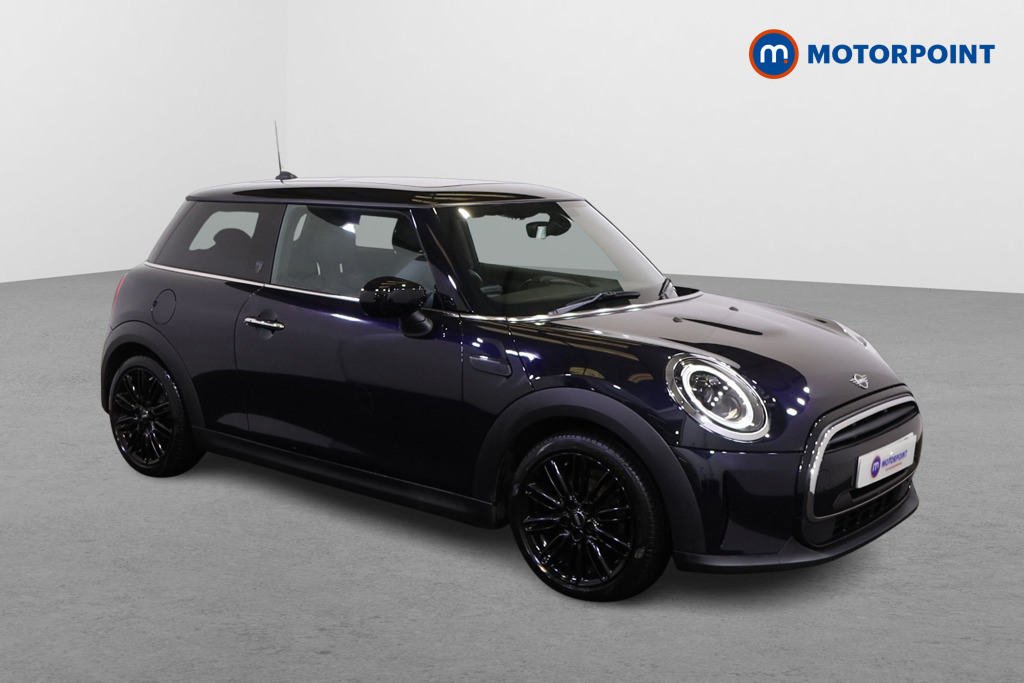 Mini Hatchback Cooper Exclusive Manual Petrol Hatchback - Stock Number (1495434) - Drivers side front corner