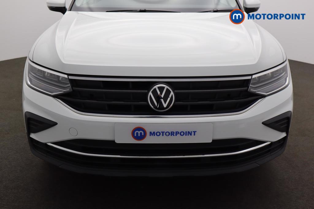 Volkswagen Tiguan Life Manual Petrol SUV - Stock Number (1466833) - 21st supplementary image