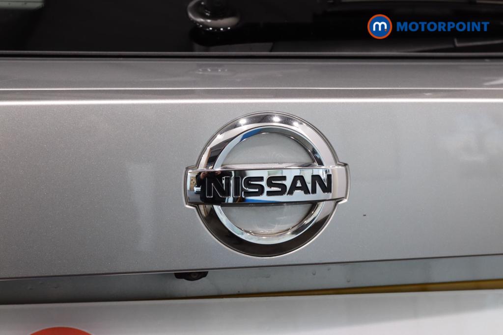 Nissan Juke N-Connecta Manual Petrol SUV - Stock Number (1491741) - 26th supplementary image