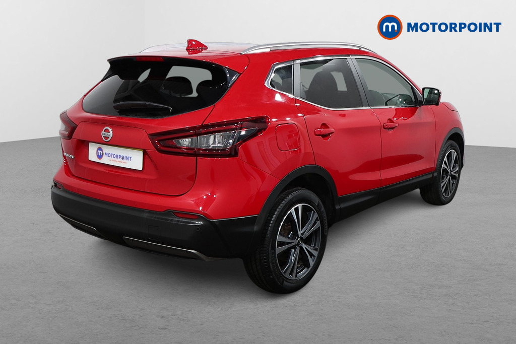 Nissan Qashqai N-Connecta Manual Petrol SUV - Stock Number (1491865) - Drivers side rear corner