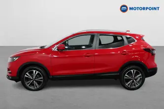 Nissan Qashqai N-Connecta Manual Petrol SUV - Stock Number (1491865) - Passenger side