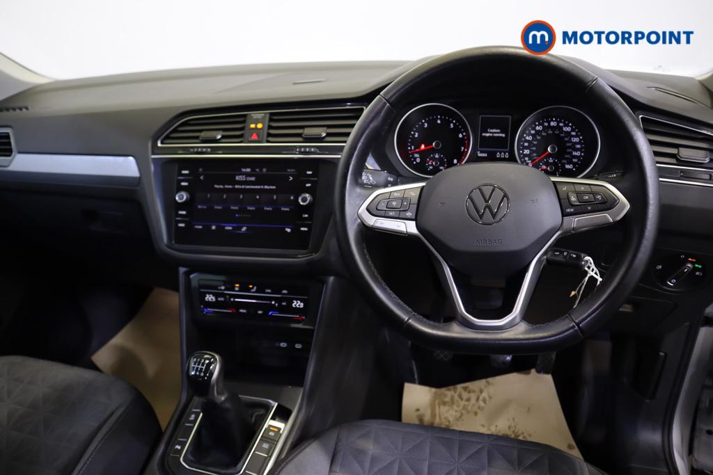 Volkswagen Tiguan Life Manual Petrol SUV - Stock Number (1493014) - 2nd supplementary image