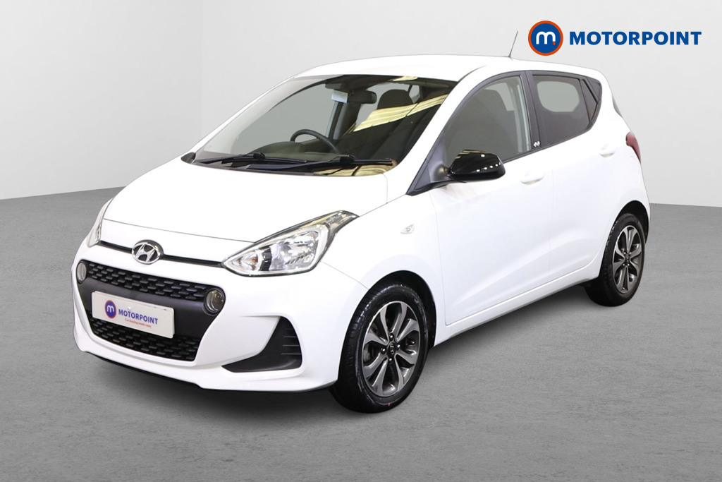 Hyundai I10 Play Manual Petrol Hatchback - Stock Number (1493283) - Passenger side front corner