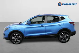 Nissan Qashqai N-Connecta Automatic Petrol SUV - Stock Number (1495430) - Passenger side