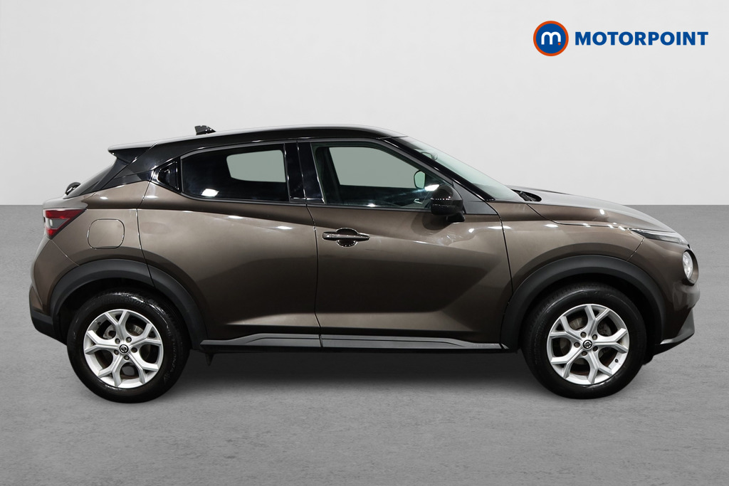 Nissan Juke N-Connecta Manual Petrol SUV - Stock Number (1480738) - Drivers side