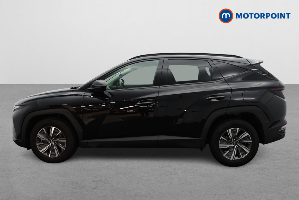 Hyundai Tucson Se Connect Manual Petrol SUV - Stock Number (1486303) - Passenger side