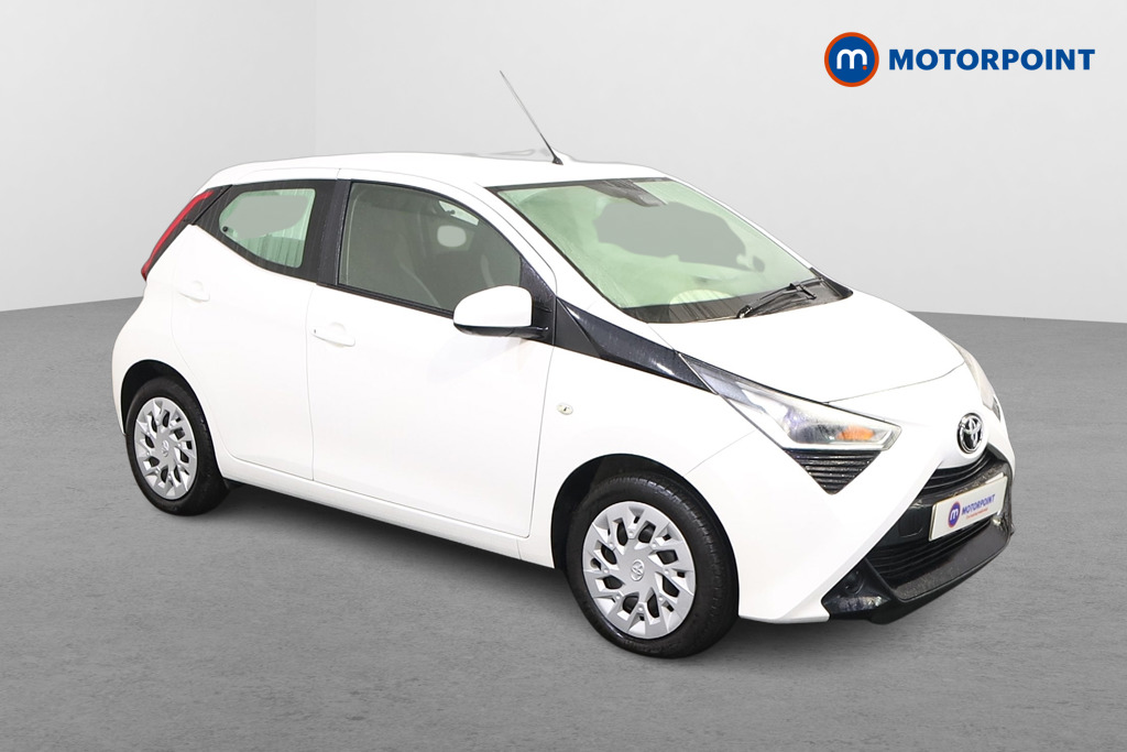 Toyota Aygo X-Play Manual Petrol Hatchback - Stock Number (1488331) - Drivers side front corner