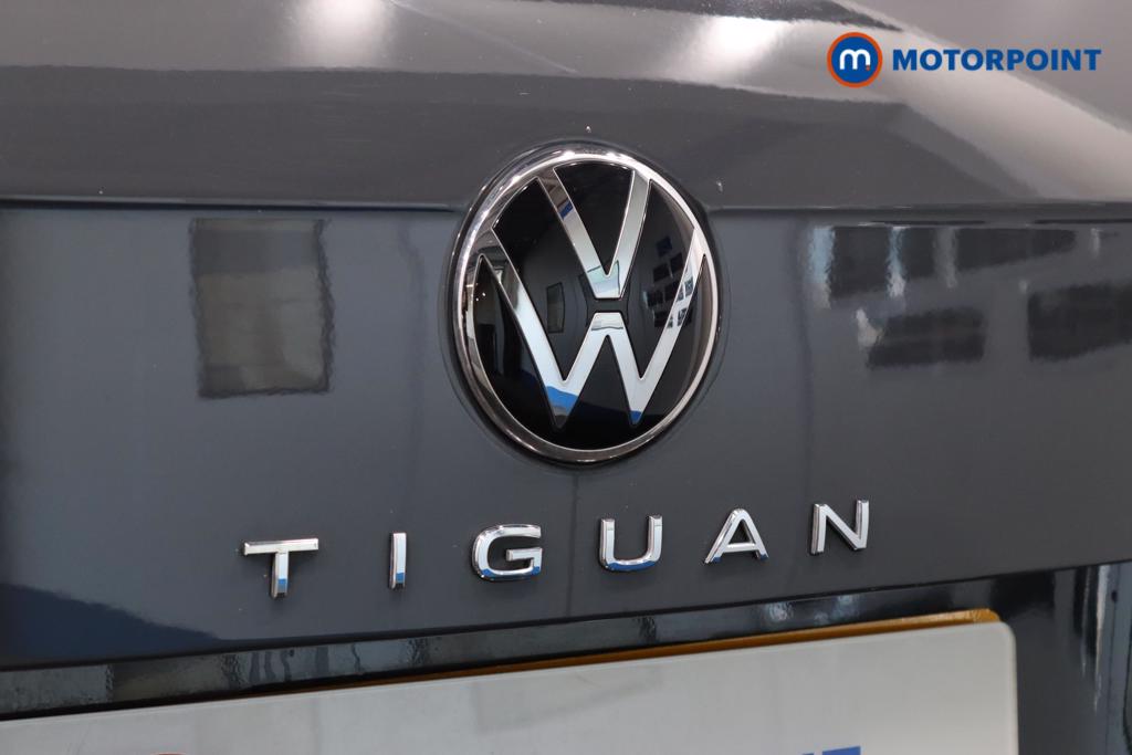 Volkswagen Tiguan Life Automatic Petrol Plug-In Hybrid SUV - Stock Number (1496688) - 30th supplementary image