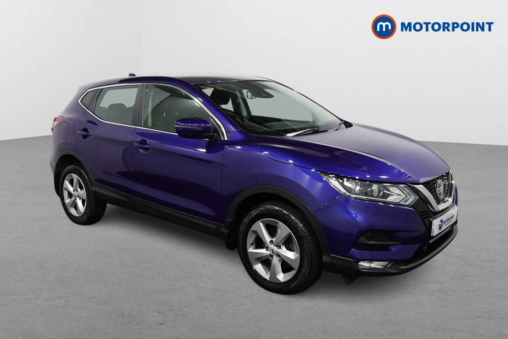 Nissan Qashqai Acenta Premium Manual Diesel SUV - Stock Number (1483385) - Drivers side front corner