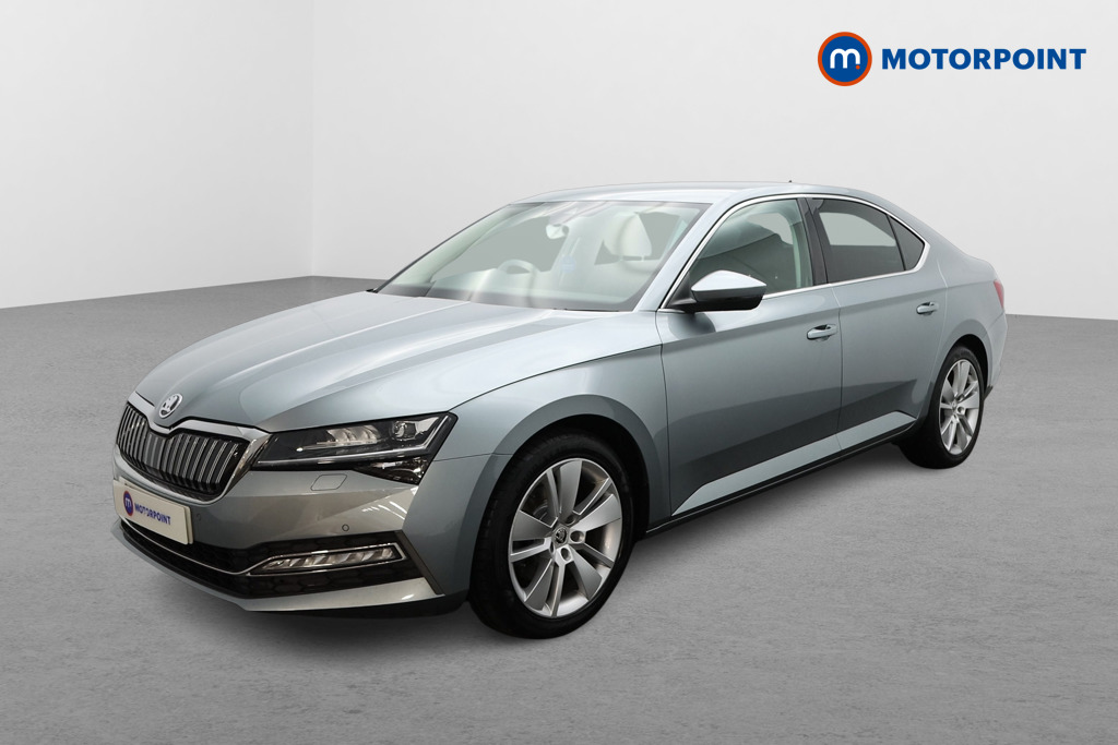 Skoda Superb Se L Automatic Petrol Plug-In Hybrid Hatchback - Stock Number (1487827) - Passenger side front corner