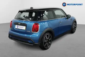 Mini Hatchback Cooper Exclusive Manual Petrol Hatchback - Stock Number (1491323) - Drivers side rear corner