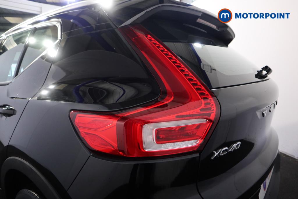 Volvo Xc40 Momentum Manual Petrol SUV - Stock Number (1492254) - 18th supplementary image