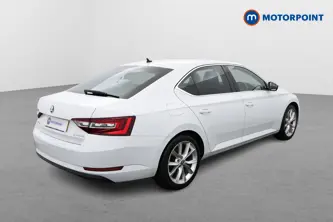 Skoda Superb Se L Executive Automatic Petrol Hatchback - Stock Number (1493469) - Drivers side rear corner