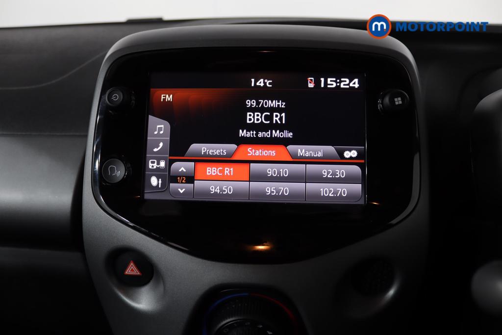 Toyota Aygo X-Play Manual Petrol Hatchback - Stock Number (1486602) - 2nd supplementary image