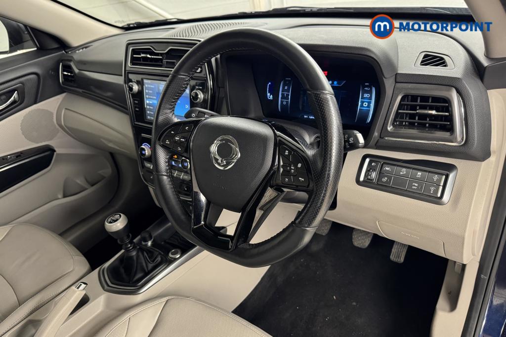 Ssangyong Tivoli Ultimate Manual Petrol SUV - Stock Number (1488134) - 7th supplementary image