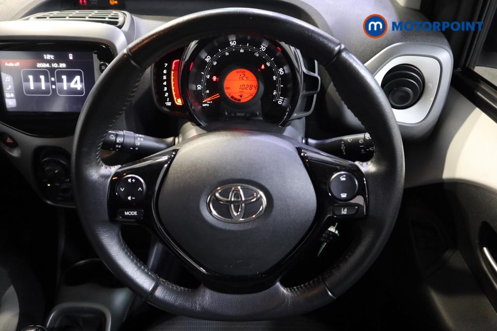 Toyota Aygo X-Play Manual Petrol Hatchback - Stock Number (1488322) - 2nd supplementary image