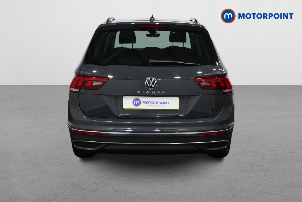 Volkswagen Tiguan Life Automatic Petrol SUV - Stock Number (1489548) - Rear bumper