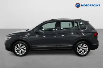 Volkswagen Tiguan Life Automatic Petrol SUV - Stock Number (1489548) - Passenger side