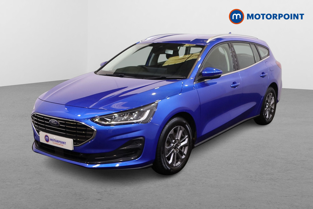 Ford Focus Titanium Automatic Petrol-Electric Hybrid Estate - Stock Number (1491458) - Passenger side front corner