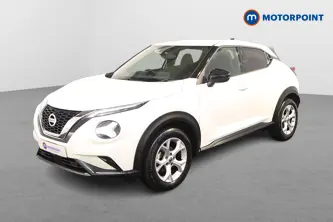 Nissan Juke N-Connecta Automatic Petrol SUV - Stock Number (1491548) - Passenger side front corner