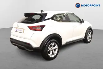 Nissan Juke N-Connecta Automatic Petrol SUV - Stock Number (1491548) - Drivers side rear corner