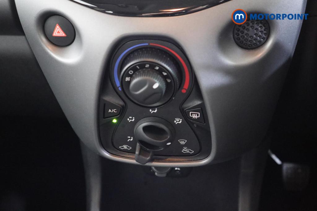 Toyota Aygo X-Play Manual Petrol Hatchback - Stock Number (1491650) - 7th supplementary image