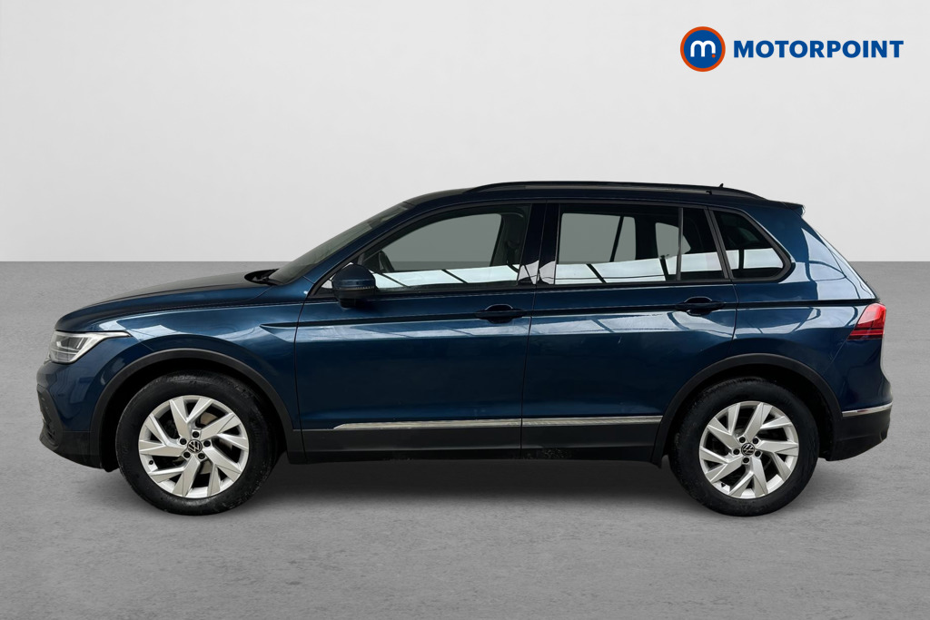 Volkswagen Tiguan Life Manual Petrol SUV - Stock Number (1491954) - Passenger side