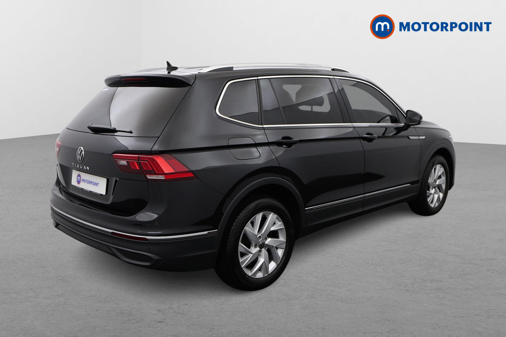 Volkswagen Tiguan Allspace Life Automatic Diesel SUV - Stock Number (1495208) - Drivers side rear corner