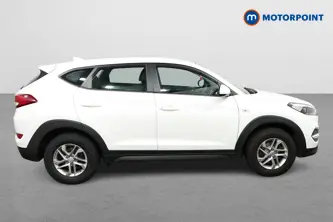 Hyundai Tucson S Manual Petrol SUV - Stock Number (1482813) - Drivers side